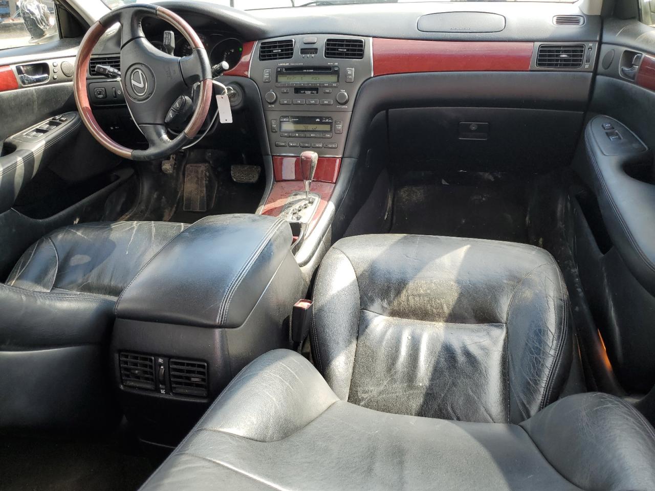 2002 Lexus ES - Image 8