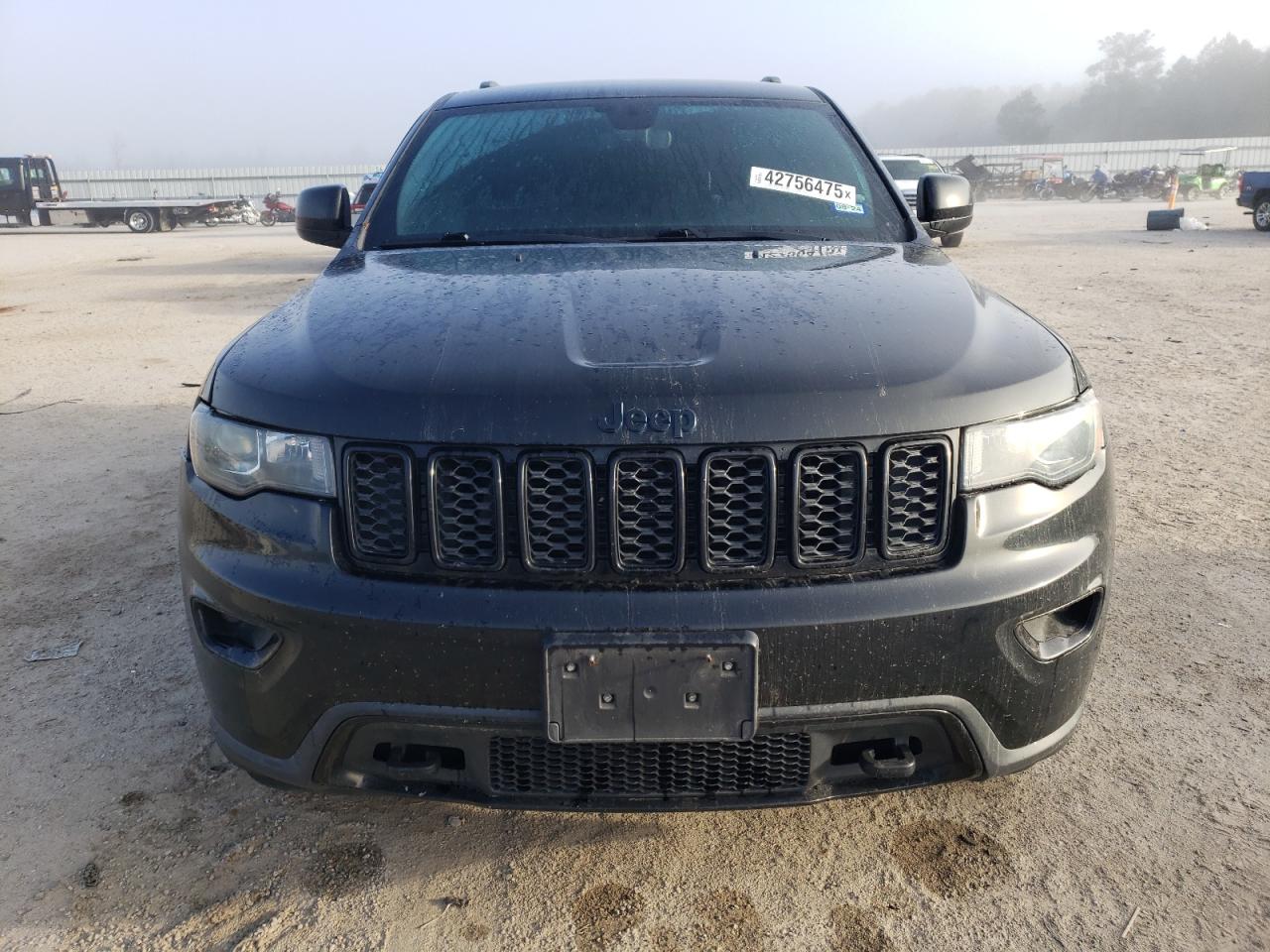 2018 Jeep Grand Cherokee - Image 5