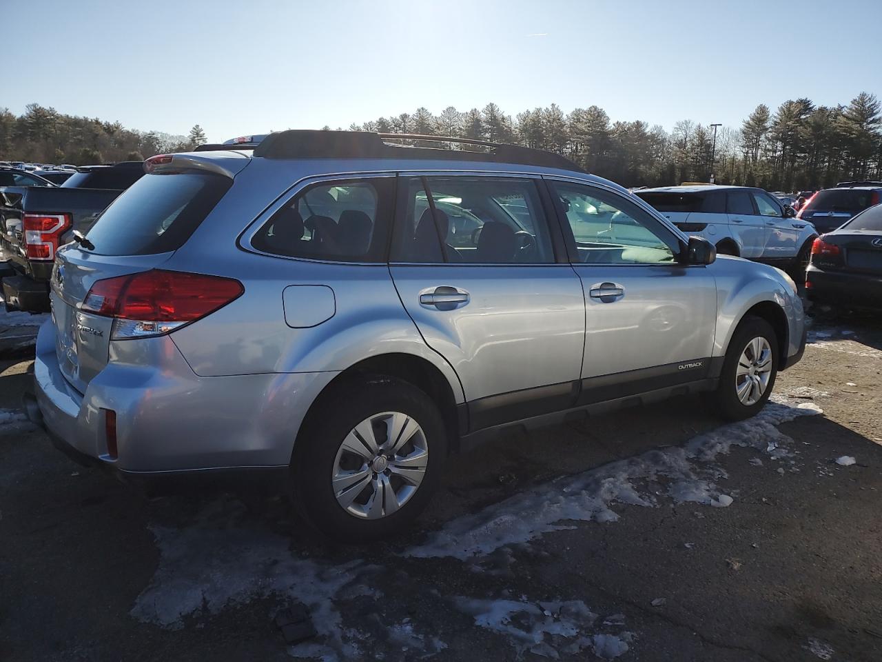 2013 Subaru Outback - Image 3