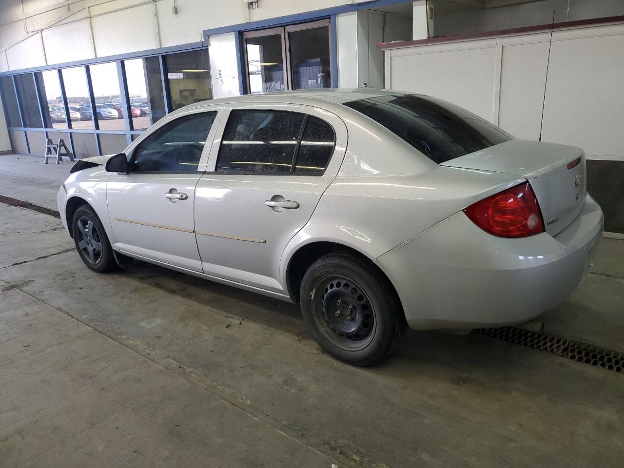 2005 Chevrolet Cobalt - Image 2