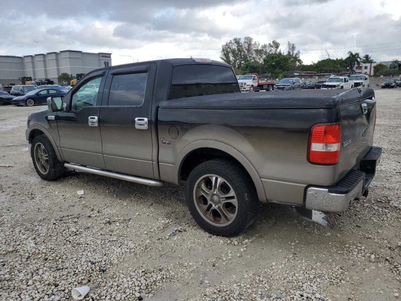 2004 Ford F-150 - Image 2