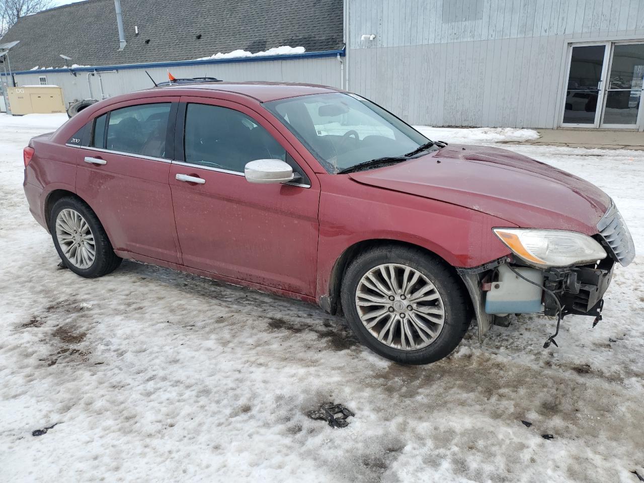2013 Chrysler 200 - Image 4