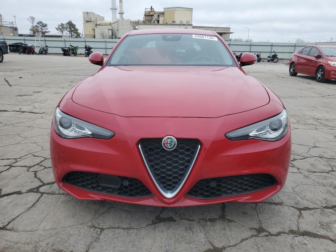 2020 Alfa Romeo Giulia - Image 5