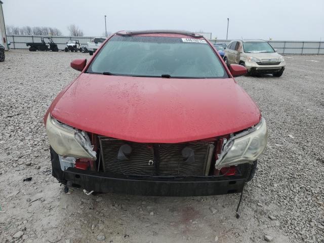 Седаны TOYOTA CAMRY 2014 Красный