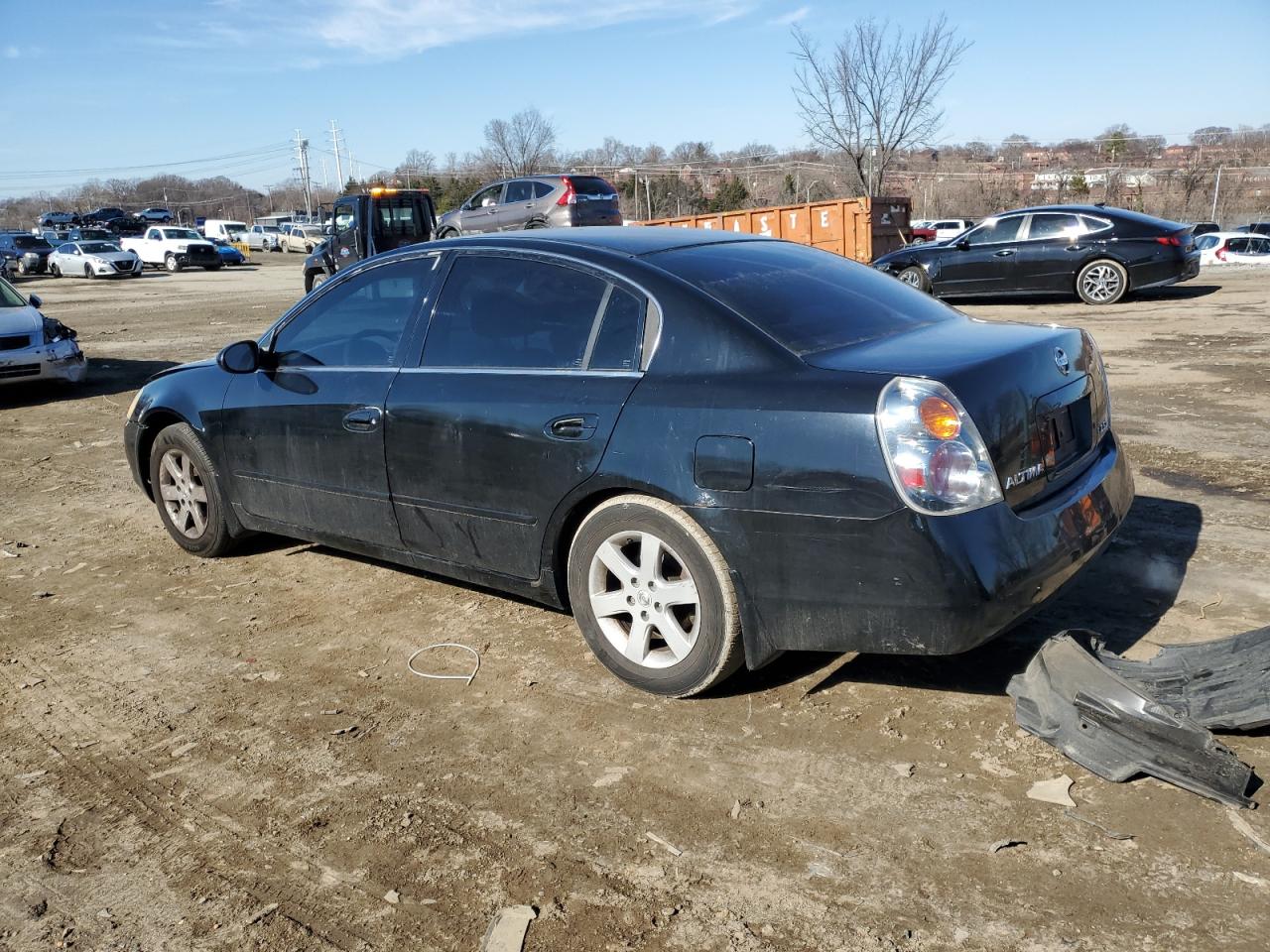 2004 Nissan Altima - Image 2
