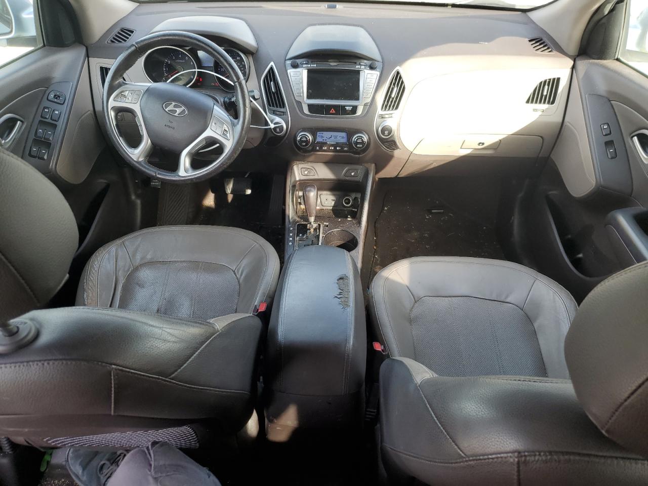 2011 Hyundai Tucson - Image 8