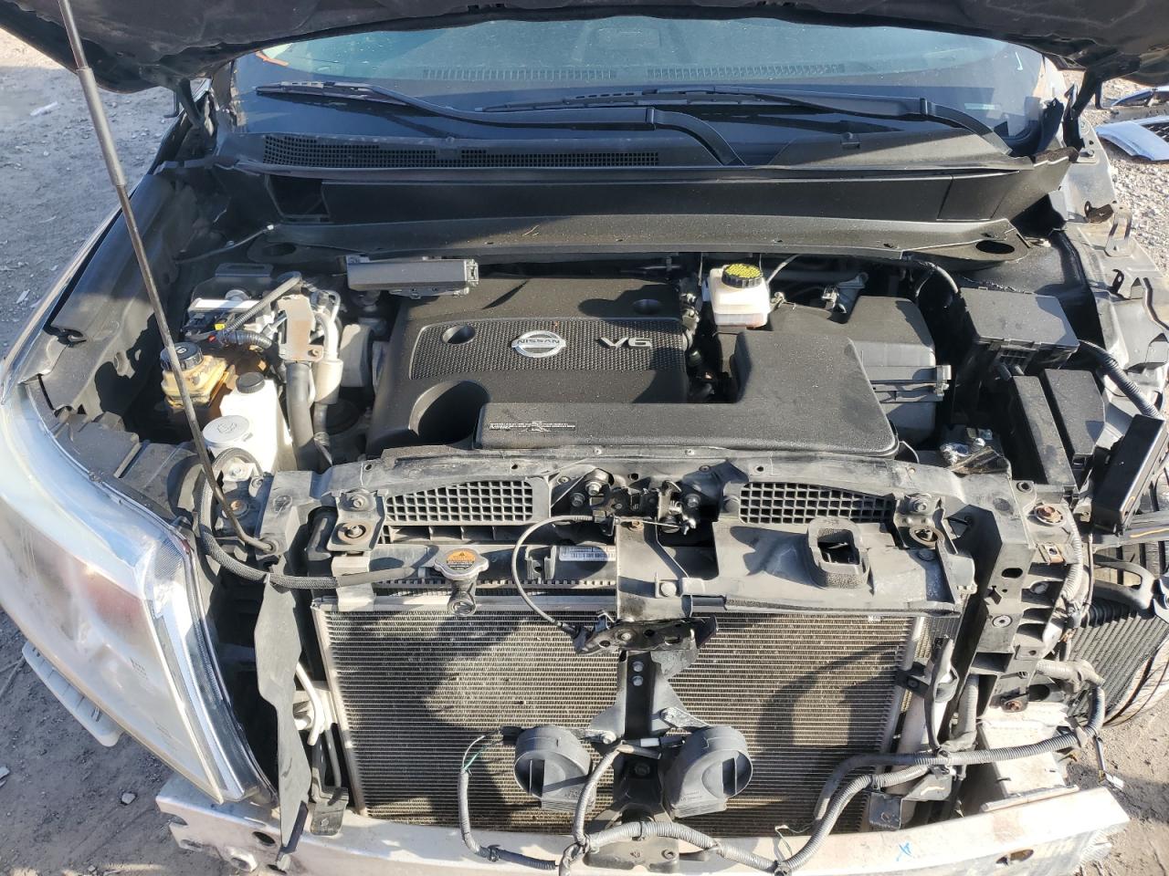 2016 Nissan Pathfinder - Image 11