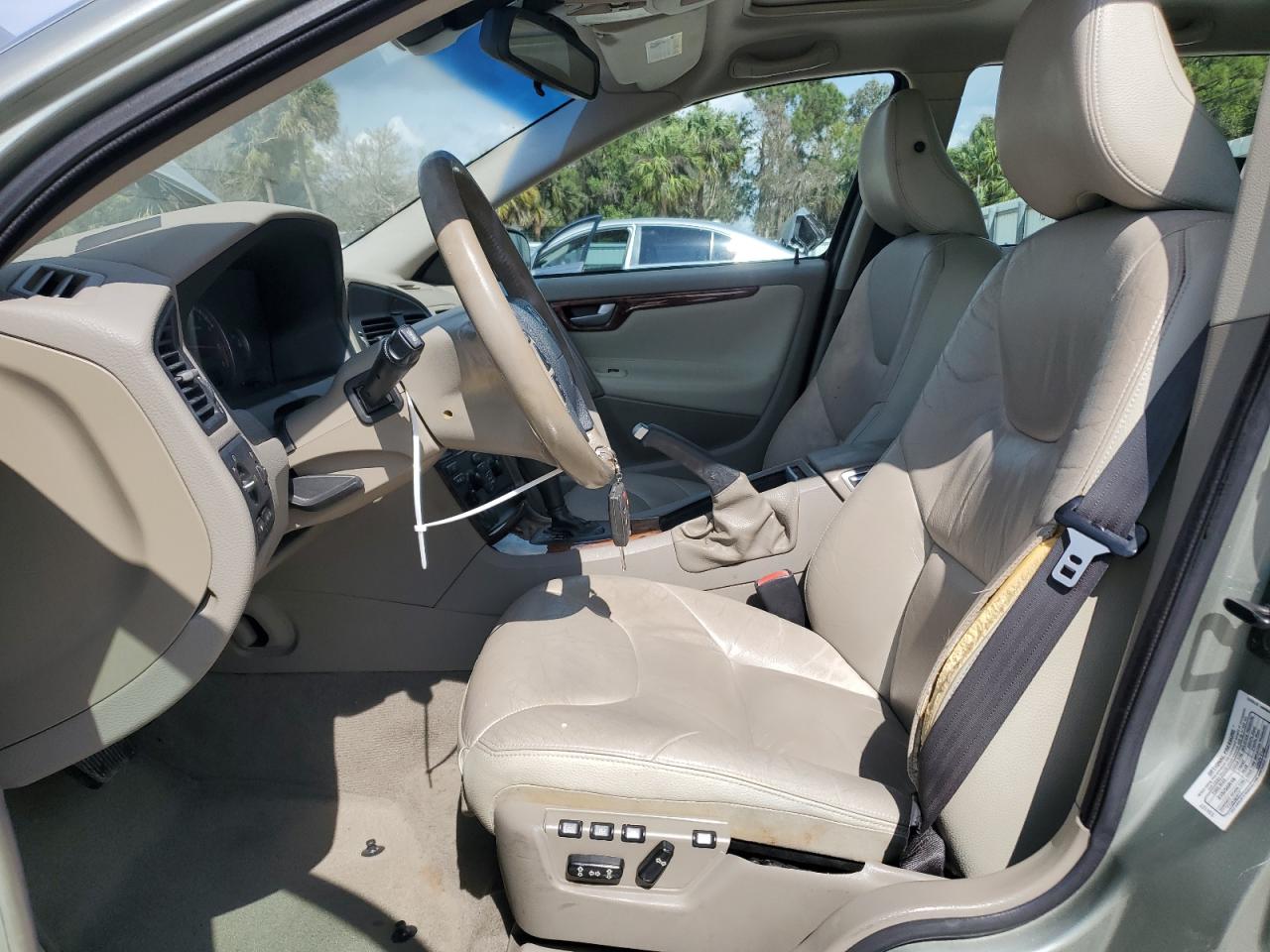 2006 Volvo V70 - Image 7