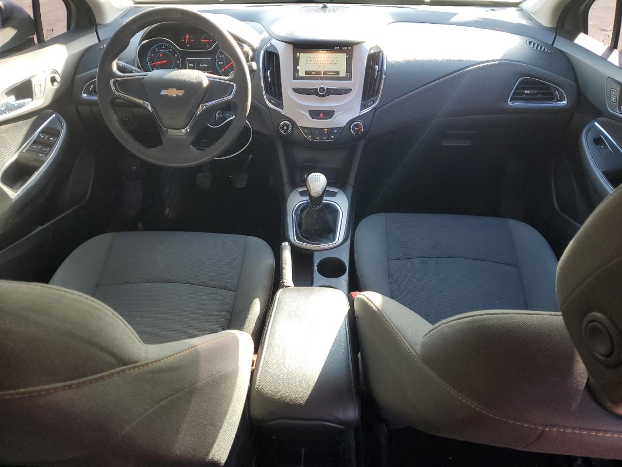 2016 Chevrolet Cruze - Image 8