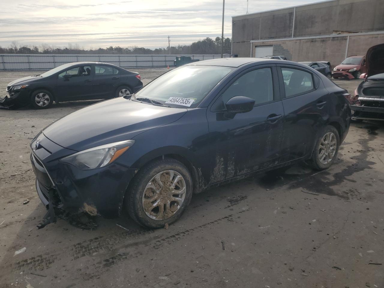 2017 Toyota Yaris - Image 1