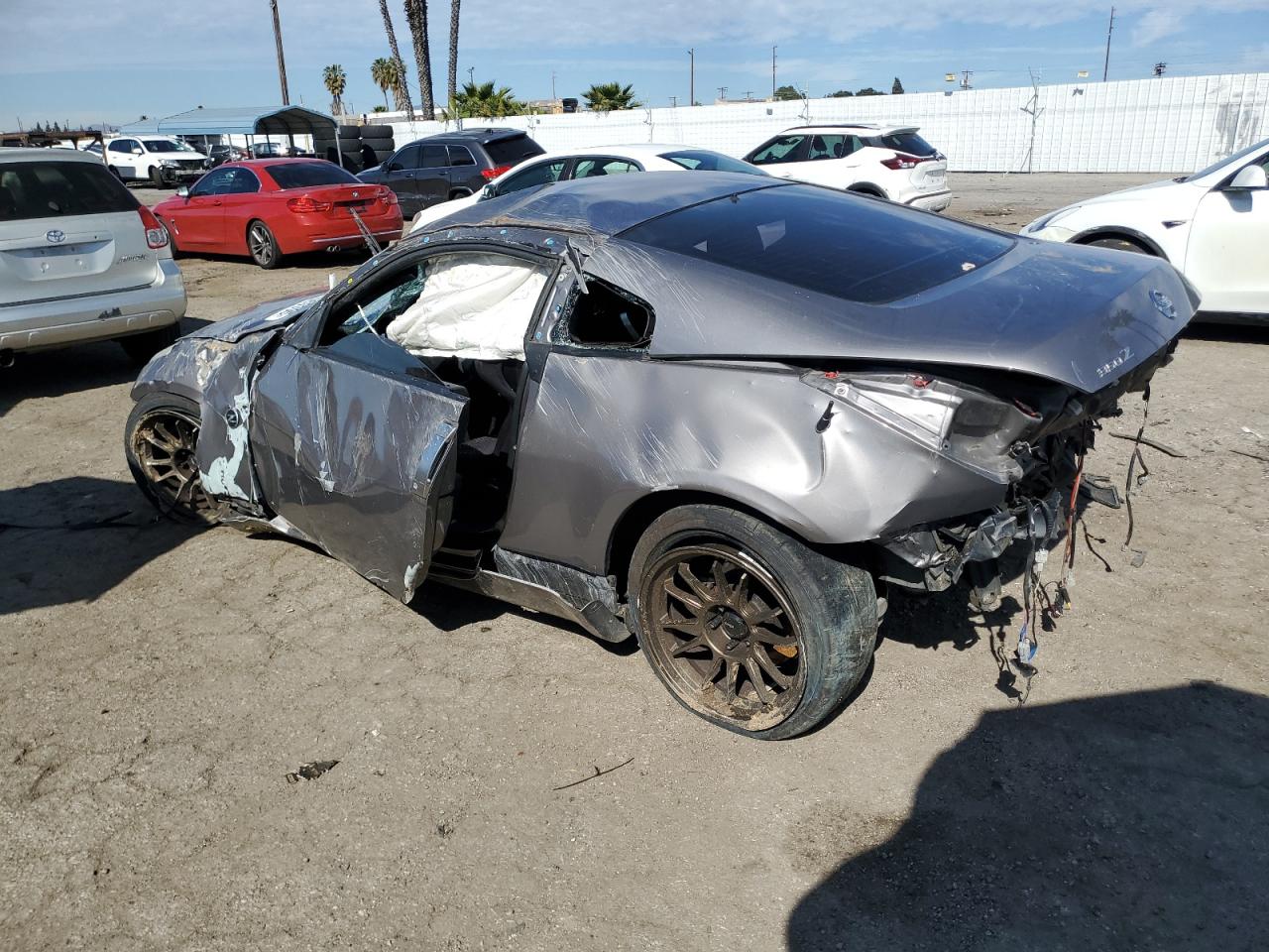 2007 Nissan 350Z - Image 2