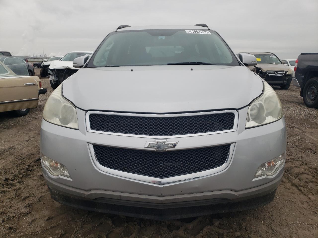 2011 Chevrolet Traverse - Image 5