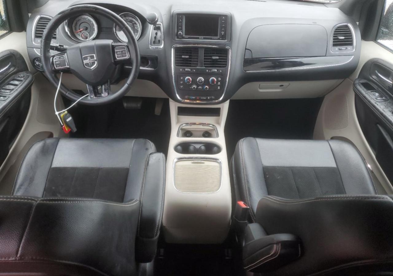 2015 Dodge Caravan - Image 8
