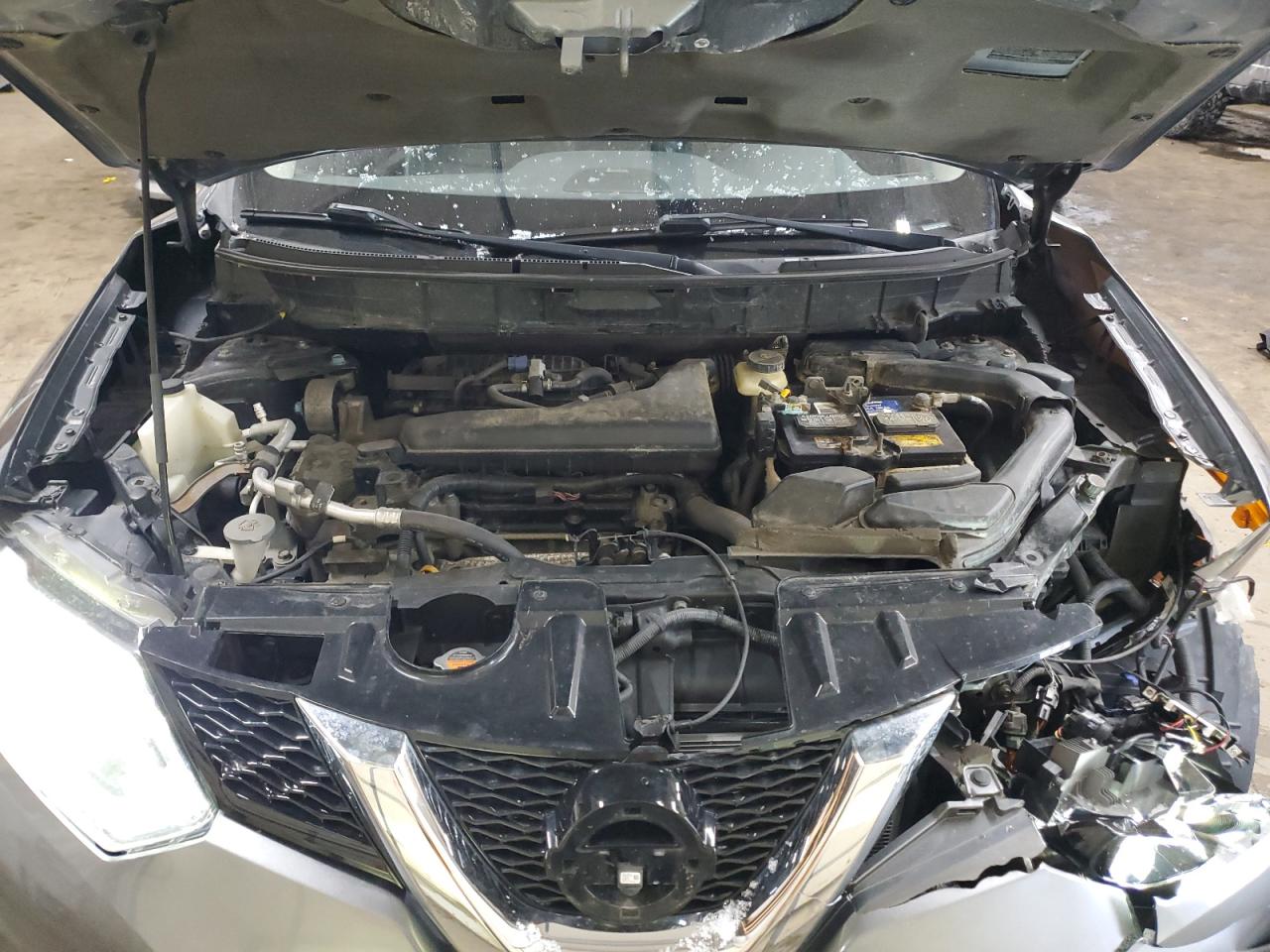 2015 Nissan Rogue - Image 12