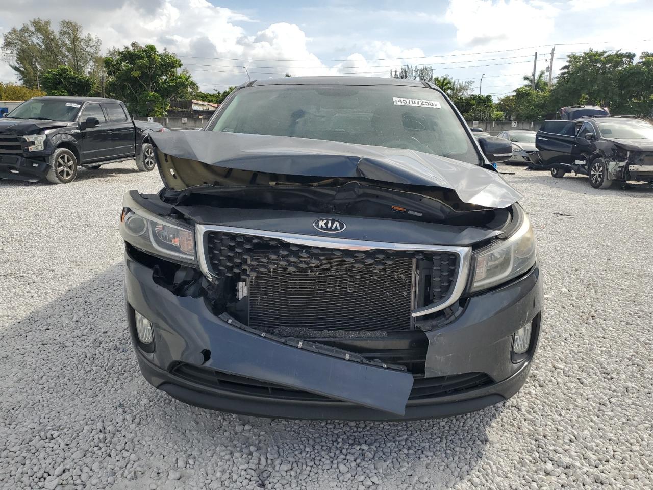 2015 Kia Sedona - Image 5