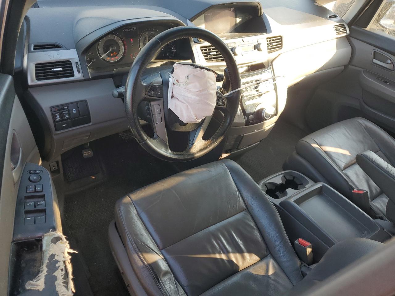 2012 Honda Odyssey - Image 8