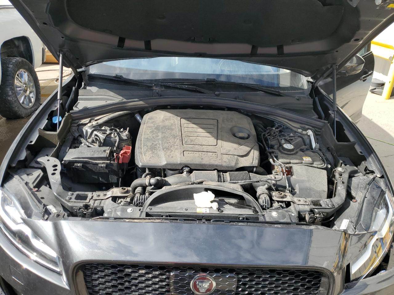 2020 Jaguar F-Pace - Image 12