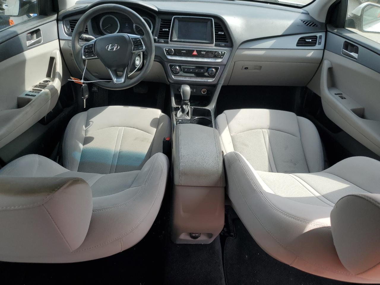 2018 Hyundai Sonata - Image 8
