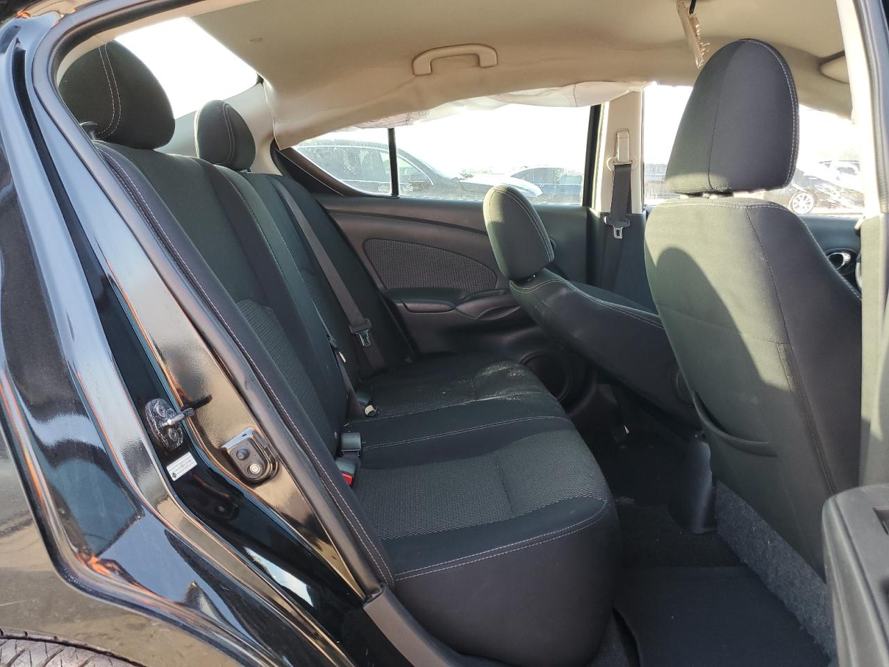 2014 Nissan Versa - Image 10