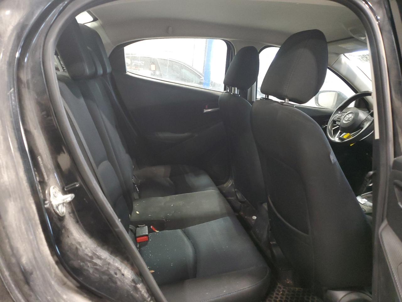 2017 Toyota Yaris - Image 10