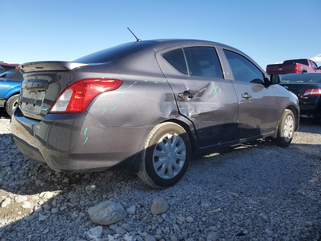 2015 Nissan Versa - Image 3