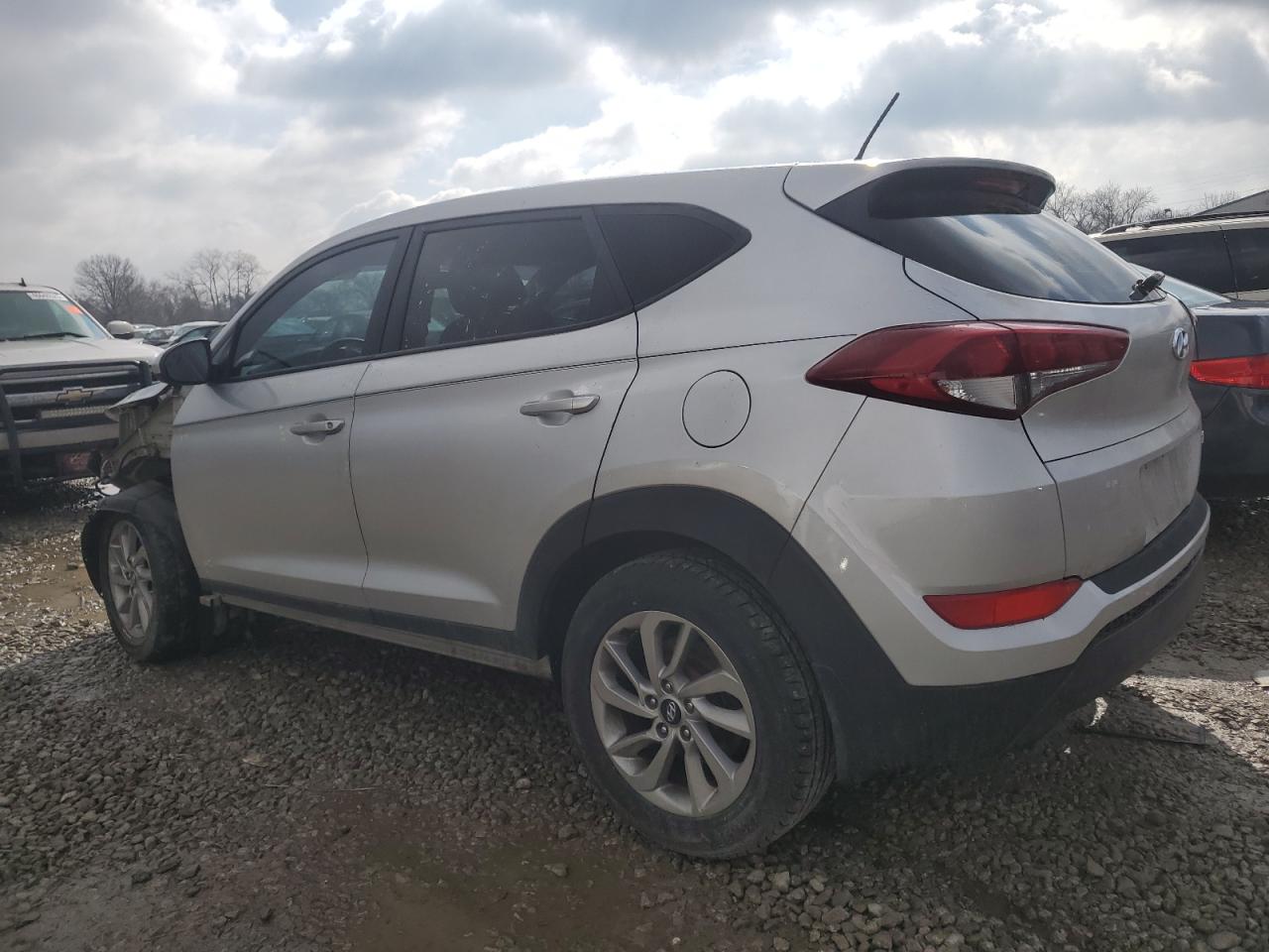 2016 Hyundai Tucson - Image 2