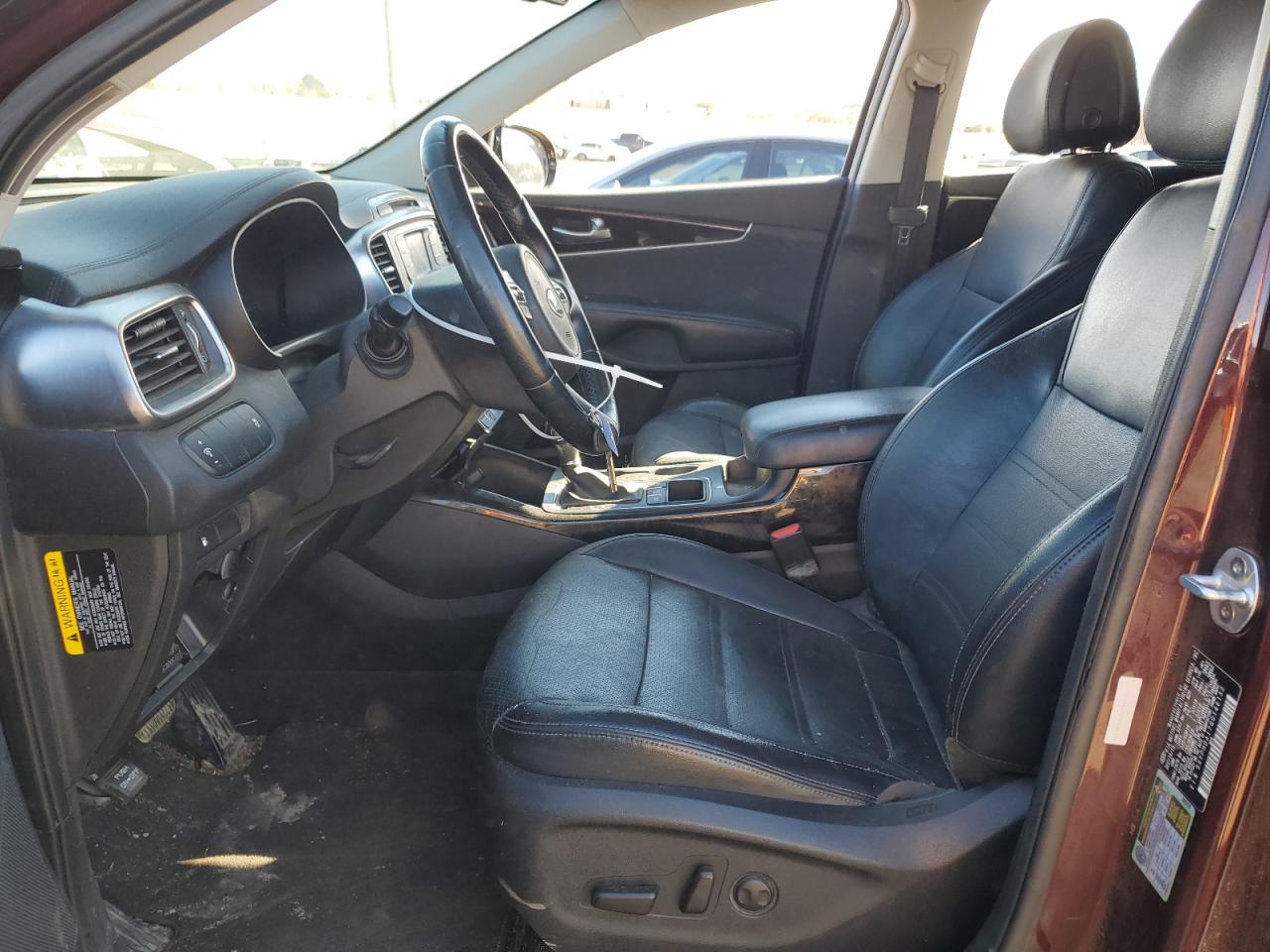 2016 Kia Sorento - Image 7