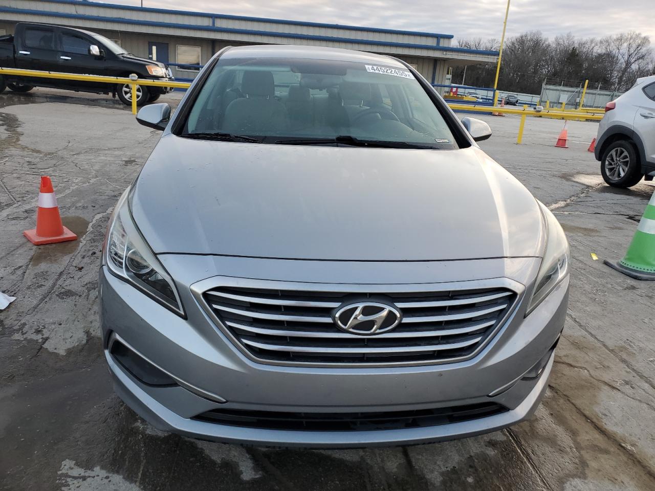 2017 Hyundai Sonata - Image 5