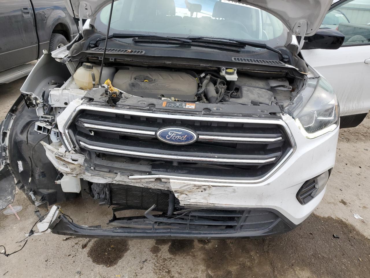 2017 Ford Escape Se VIN: 1FMCU0GD0HUD85182 Lot: 44363545
