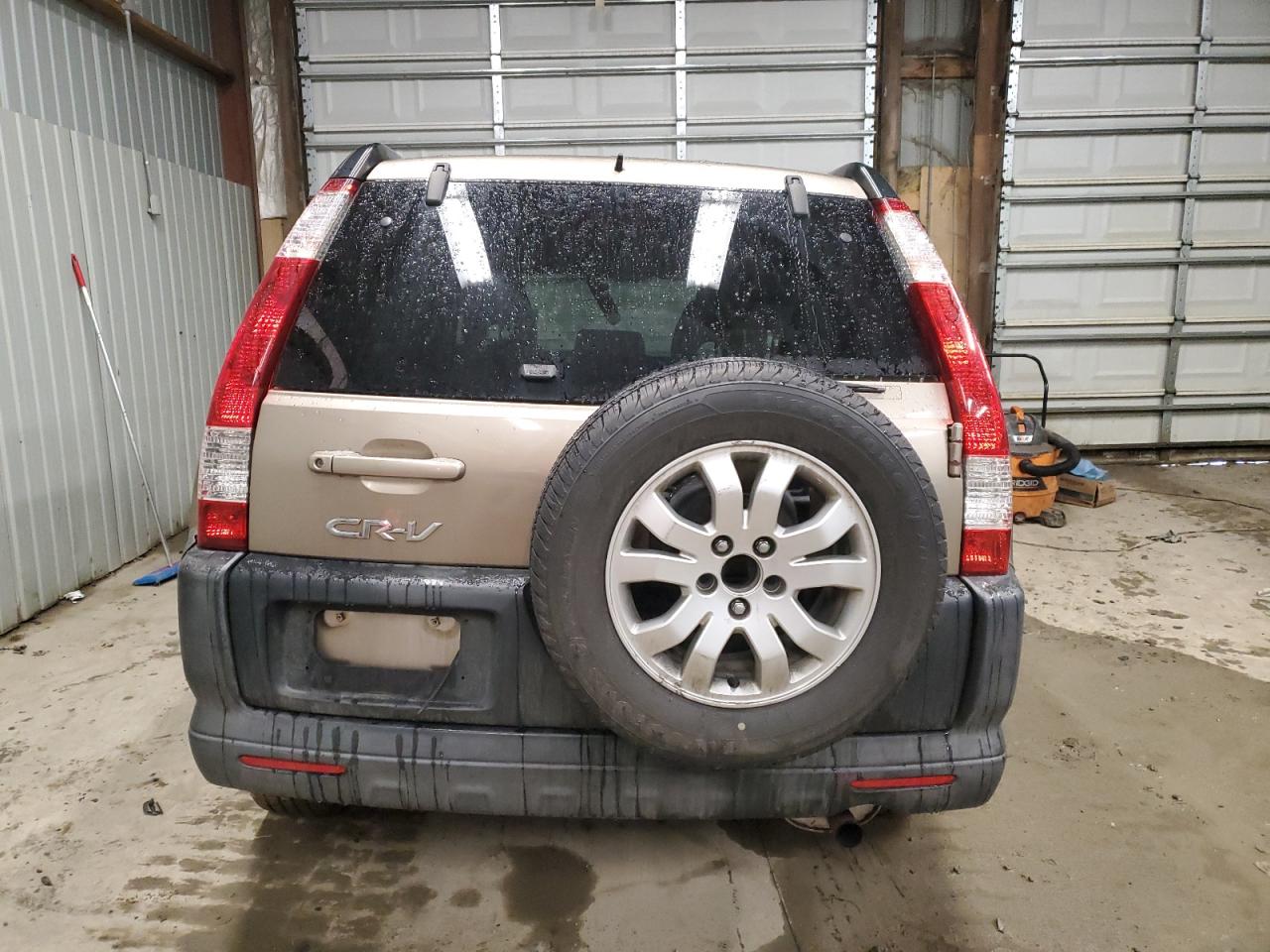 2005 Honda CR-V - Image 6