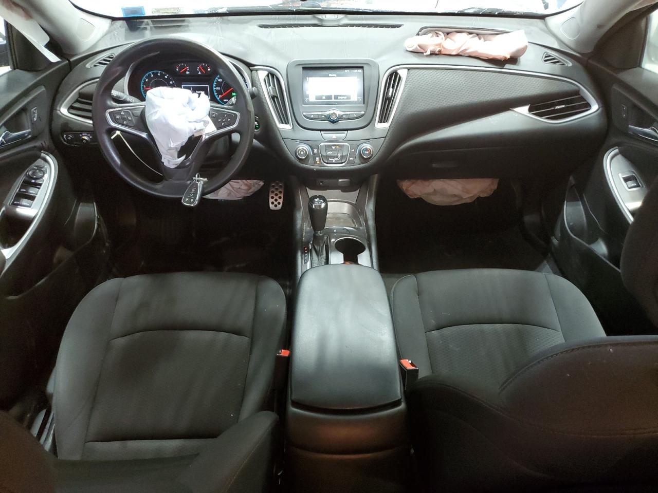 2016 Chevrolet Malibu - Image 8