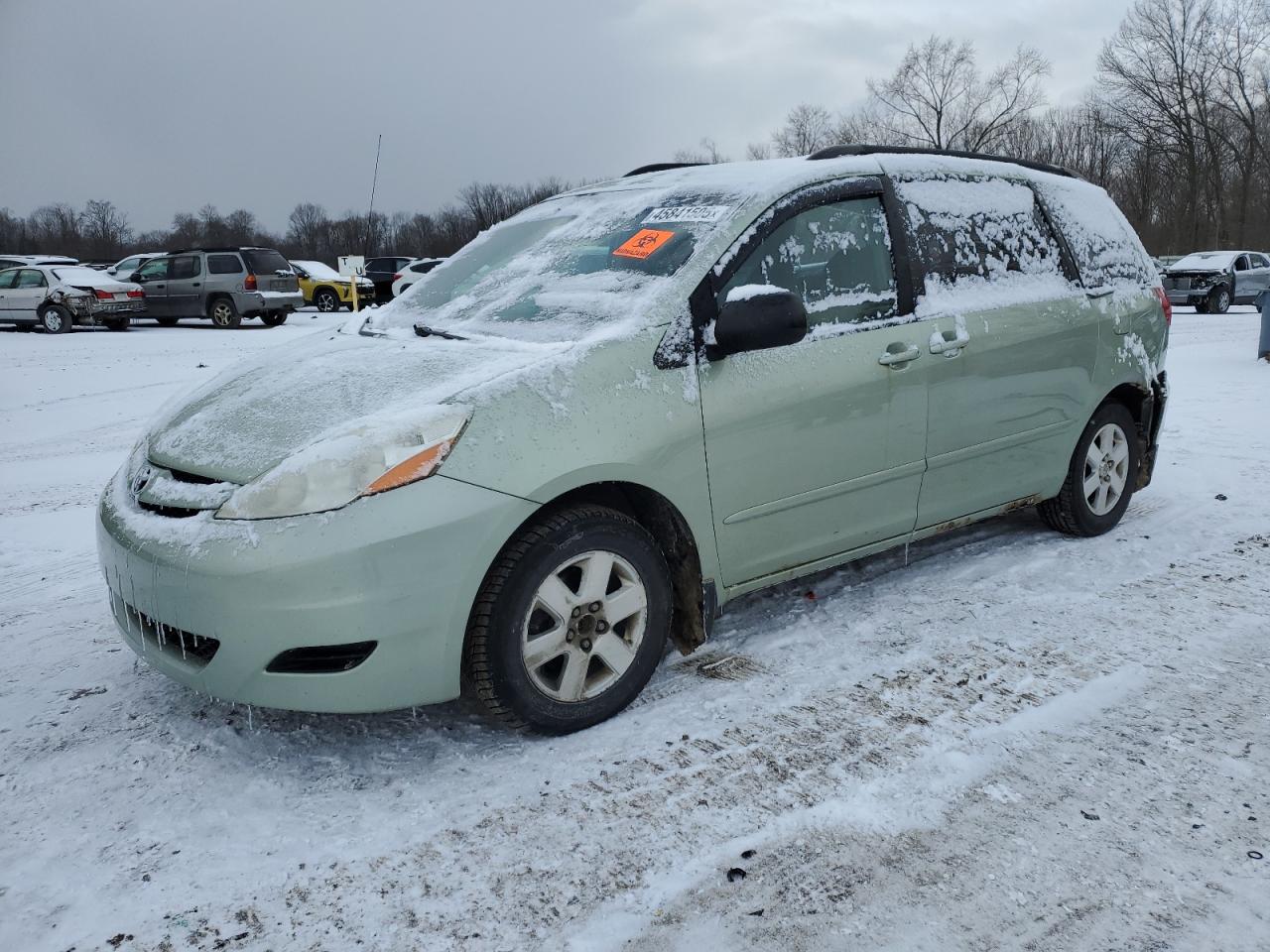 2009 Toyota Sienna - Image 1
