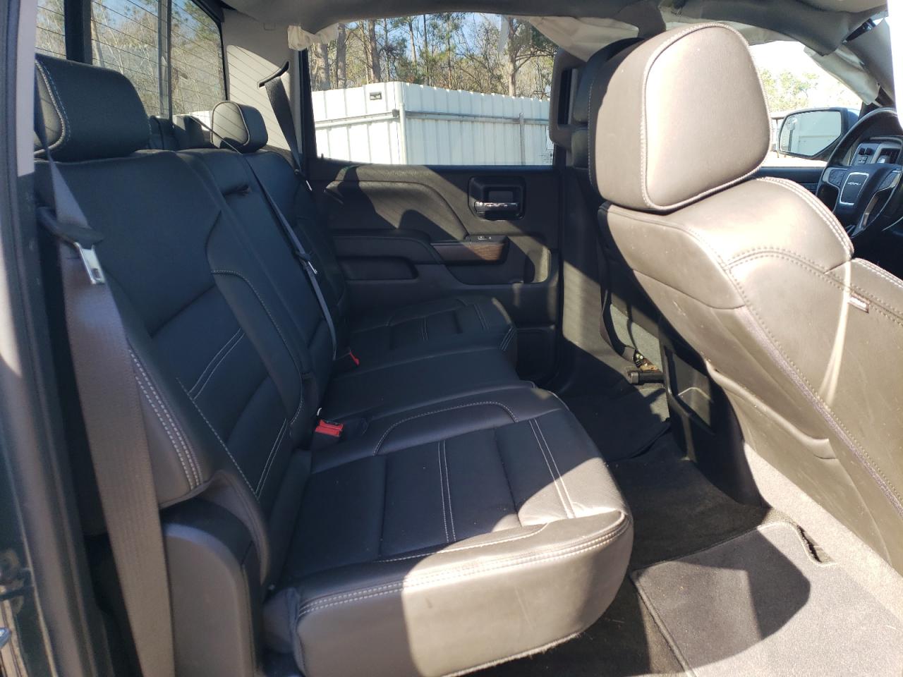 2018 GMC Sierra - Image 10
