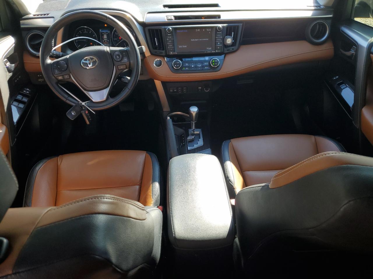 2016 Toyota RAV 4 - Image 8