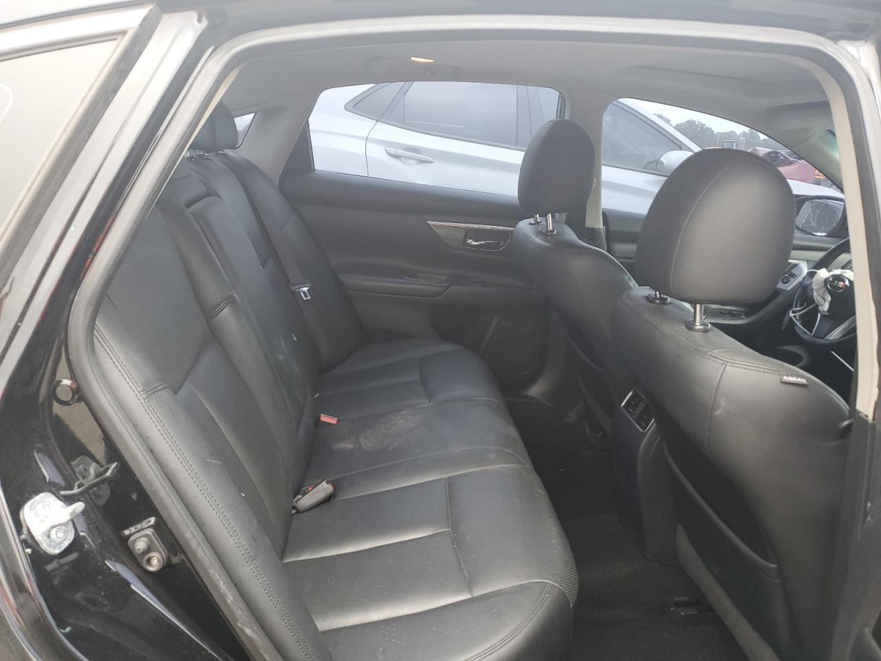 2014 Nissan Altima - Image 10