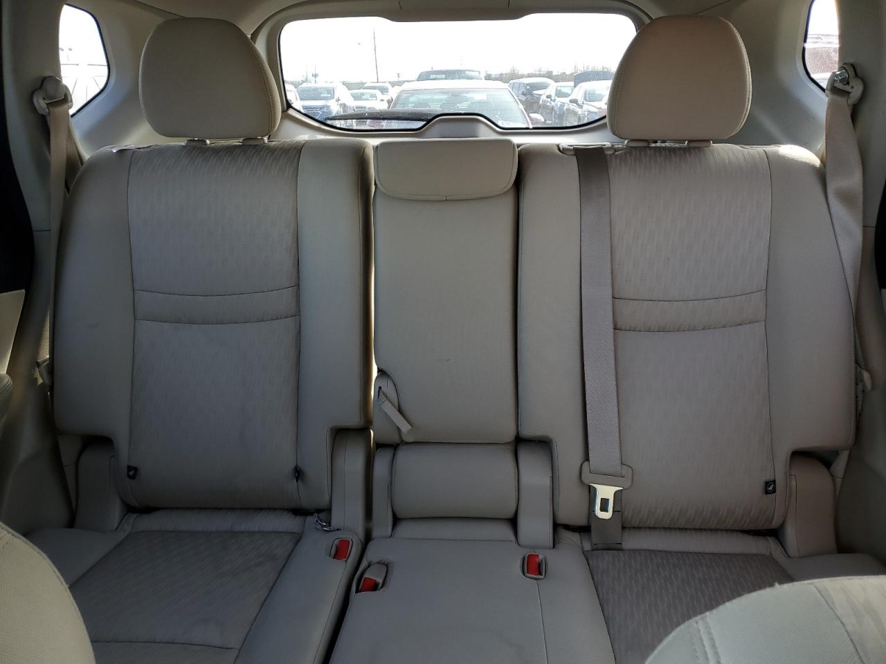 2020 Nissan Rogue - Image 10