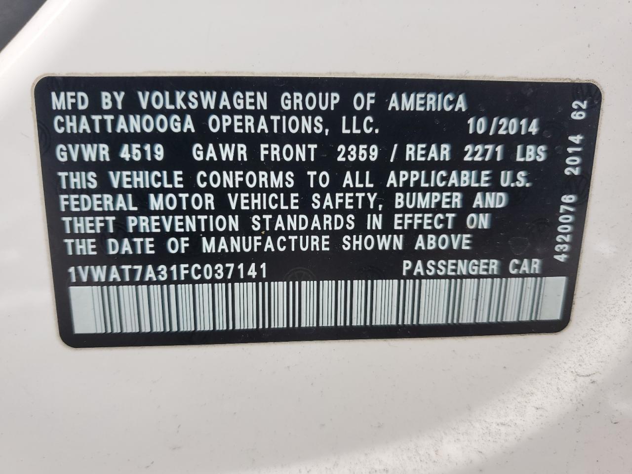 2015 Volkswagen Passat - Image 15