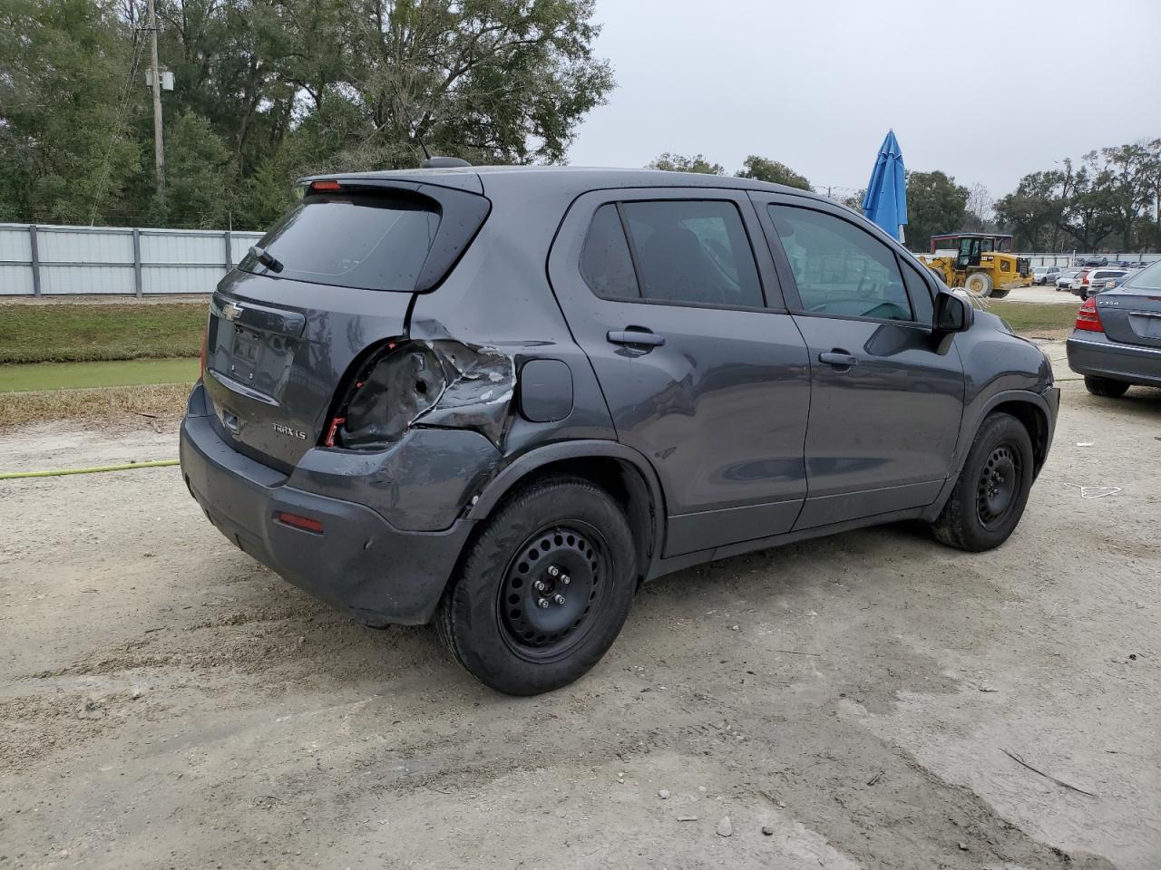 2016 Chevrolet Trax - Image 3