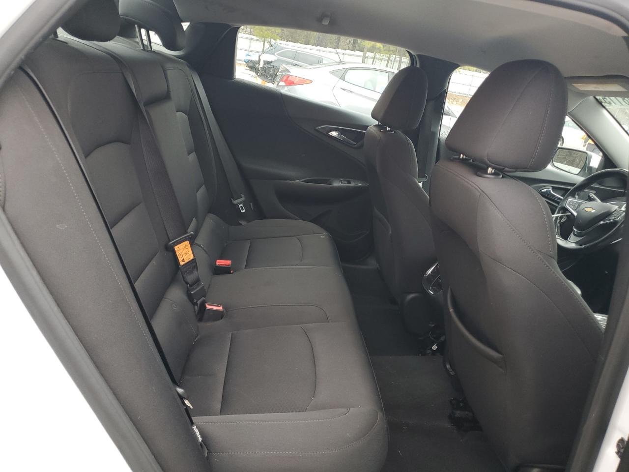 2018 Chevrolet Malibu - Image 10