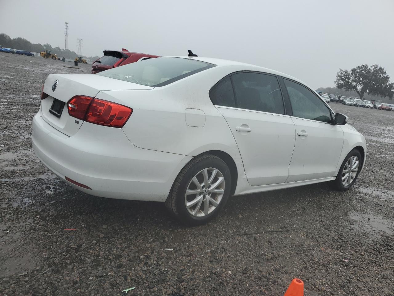 2014 Volkswagen Jetta - Image 3