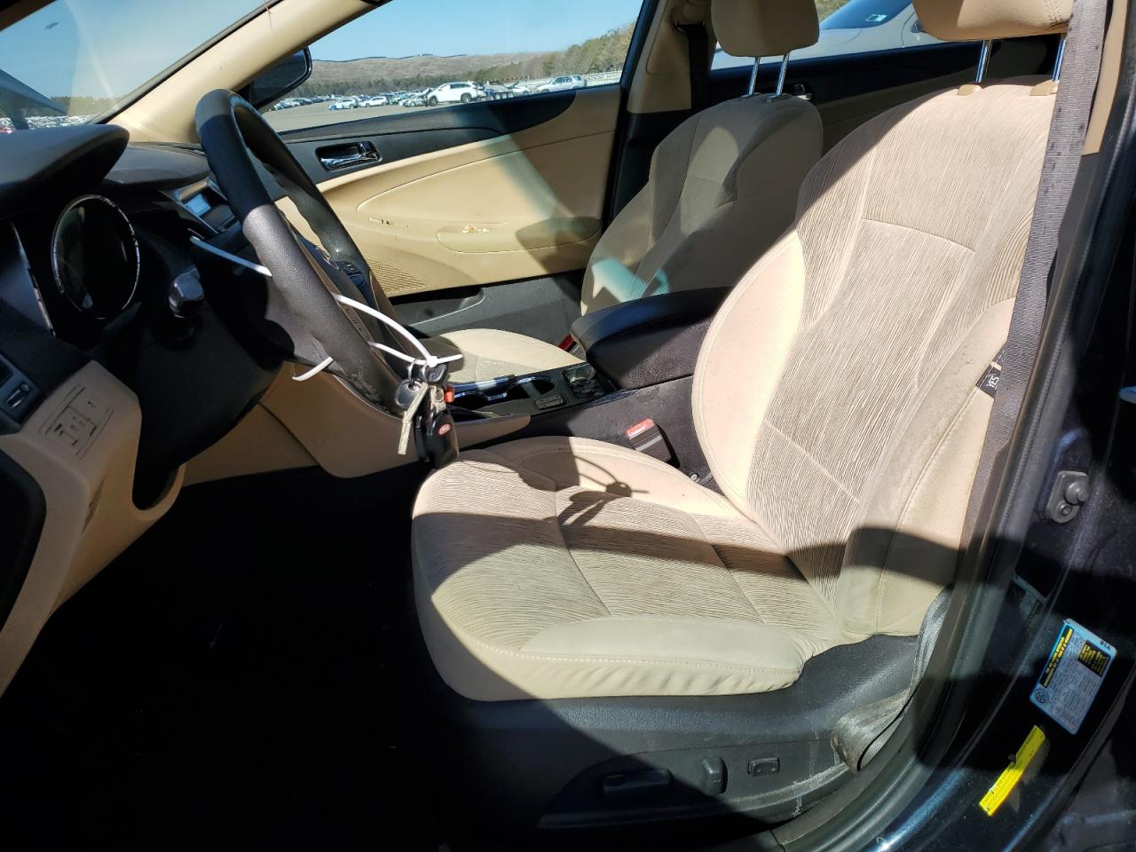 2013 Hyundai Sonata - Image 7