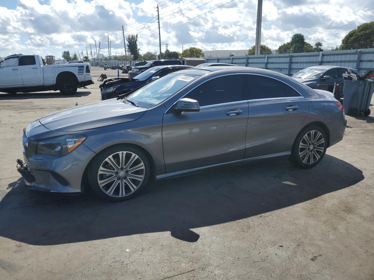 2017 Mercedes-Benz CLA-klasse - Image 1