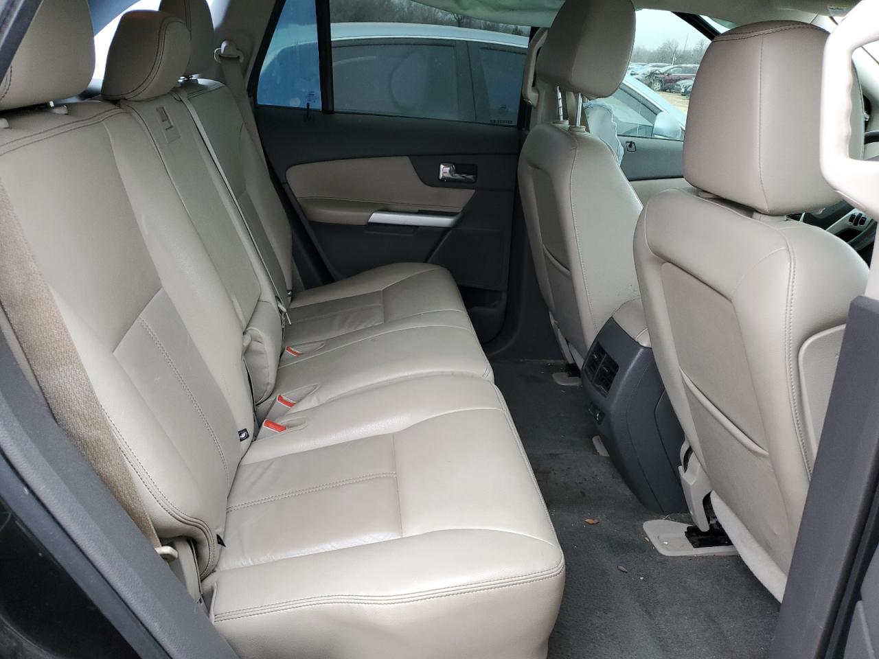 2012 Ford Edge - Image 12