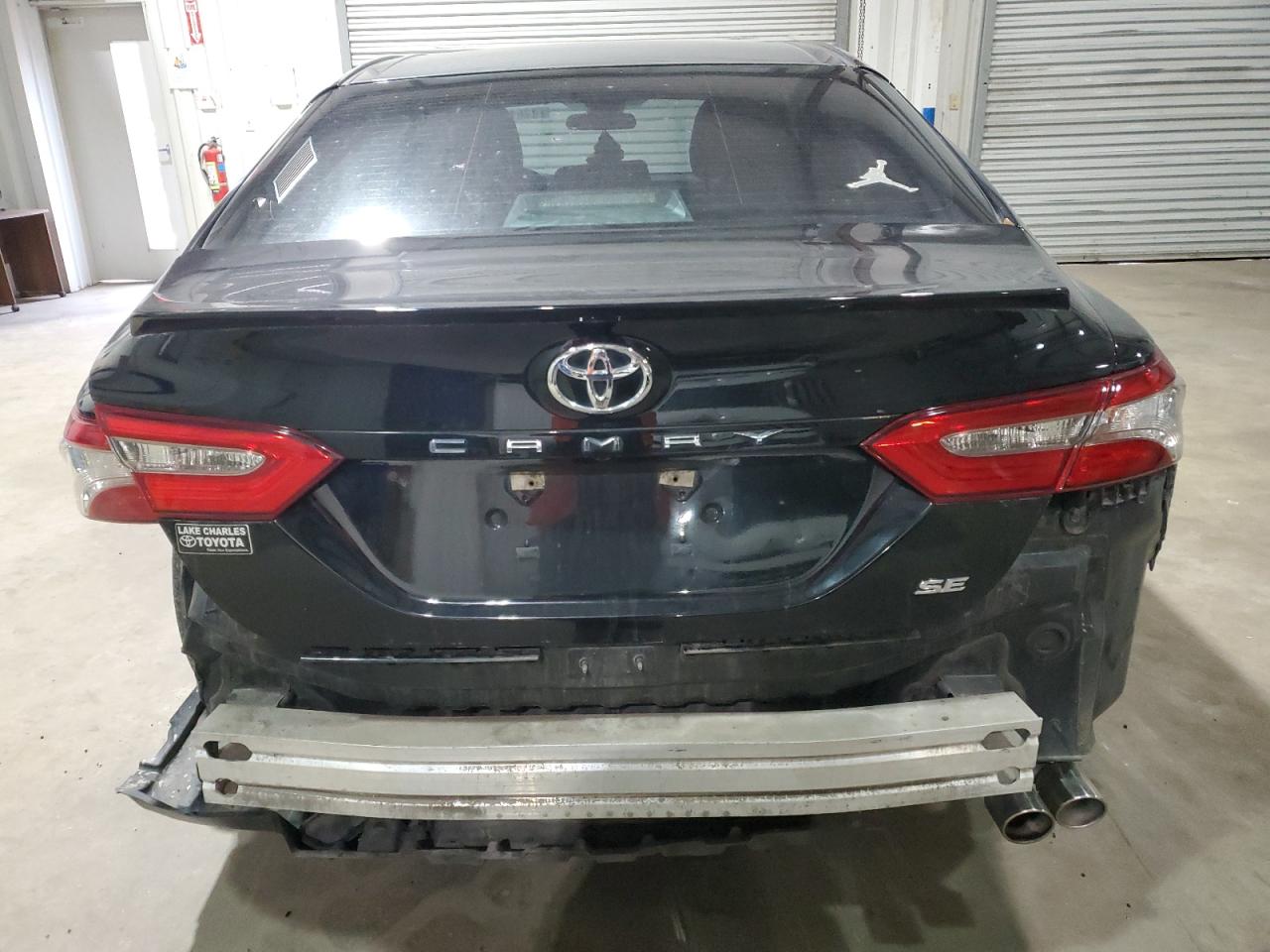 2018 Toyota Camry - Image 6