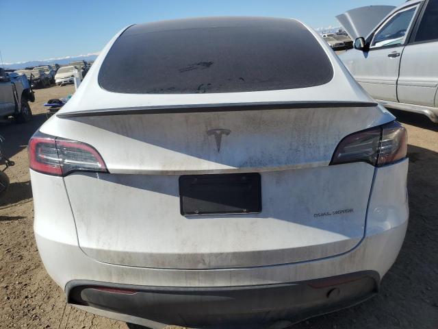 TESLA MODEL Y 2024 White