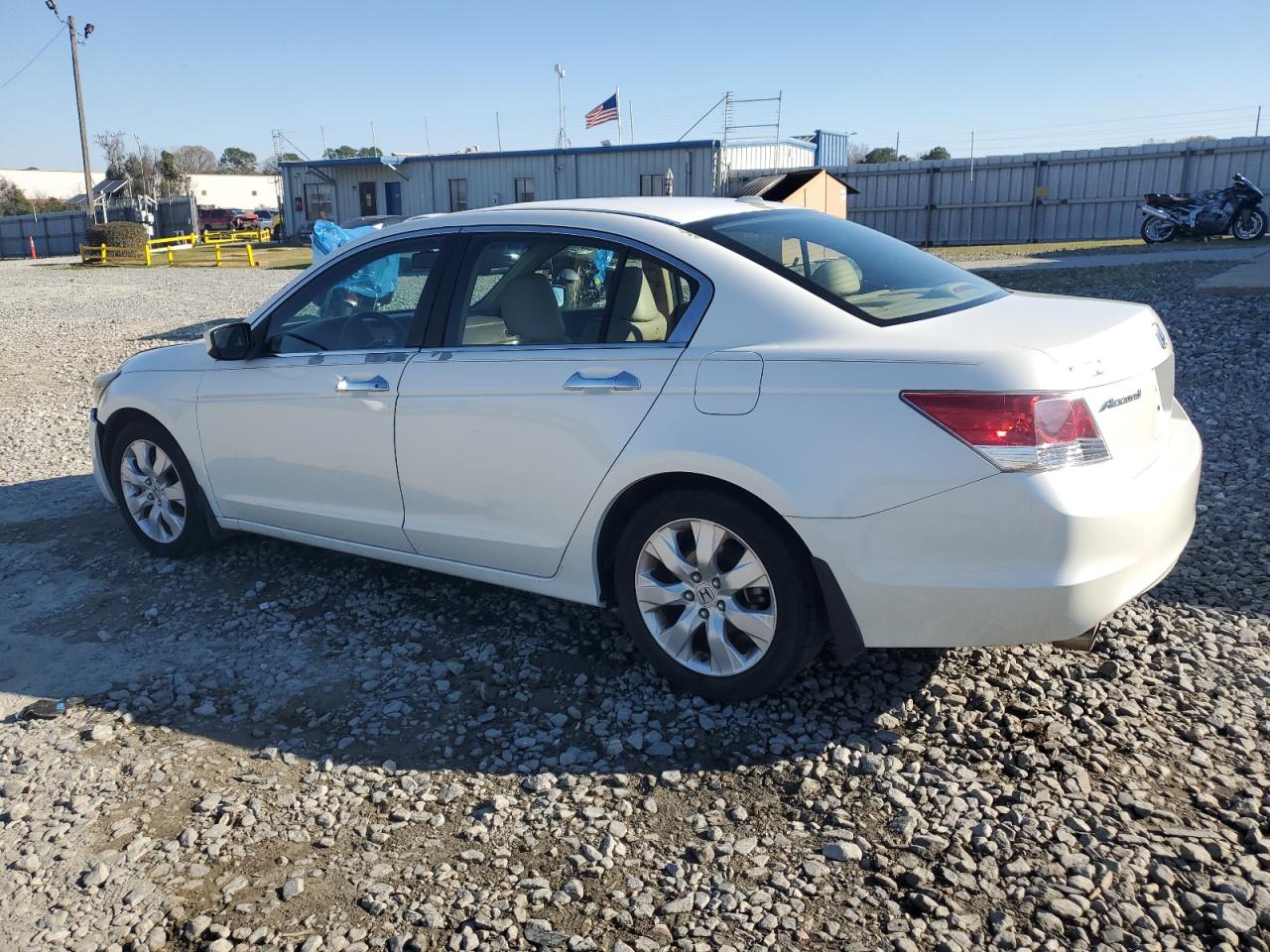 2010 Honda Accord - Image 2