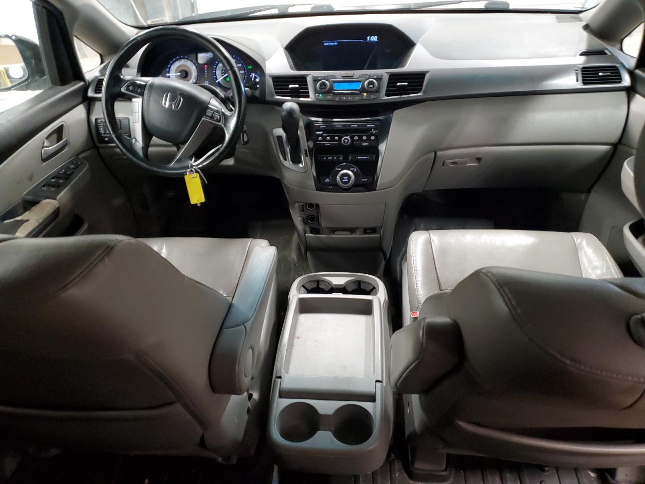 2012 Honda Odyssey - Image 8