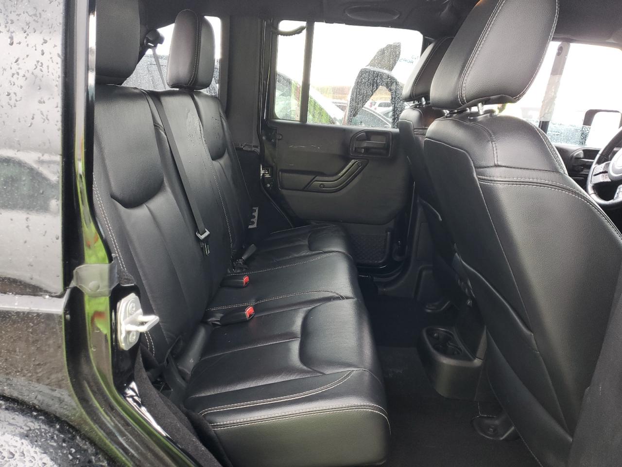 2014 Jeep Wrangler - Image 10