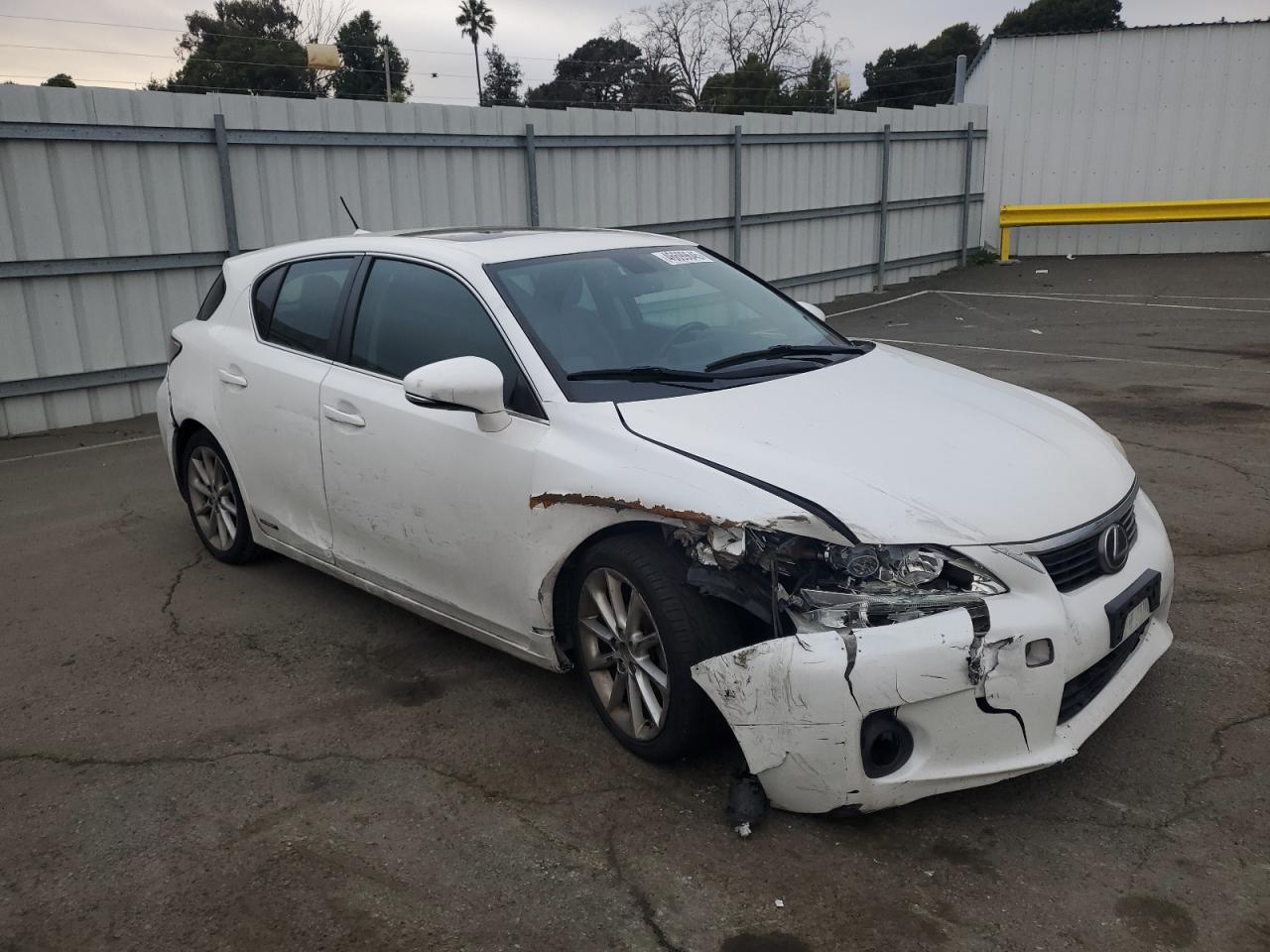 2012 Lexus CT - Image 4