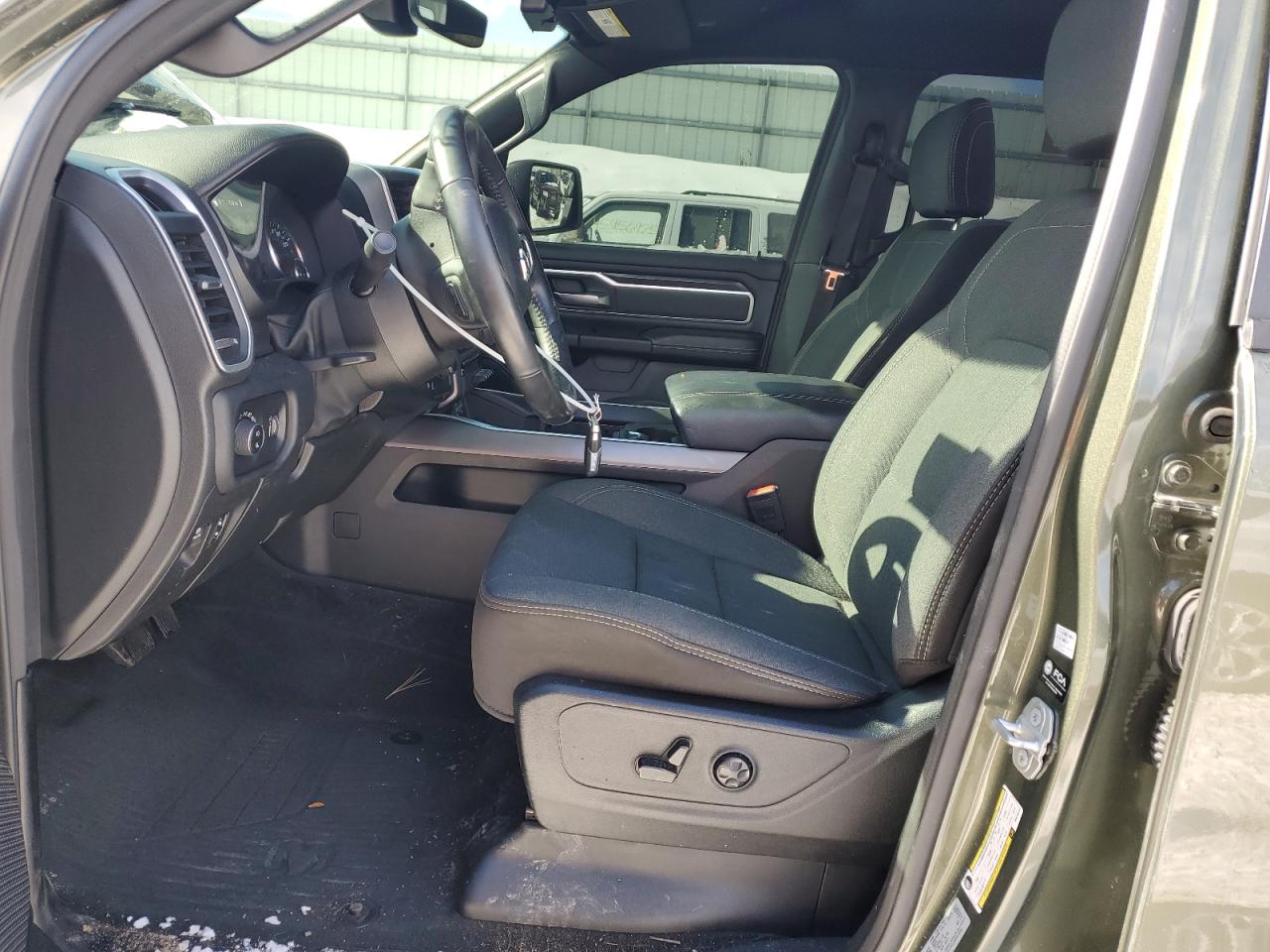 2021 RAM 1500 - Image 7